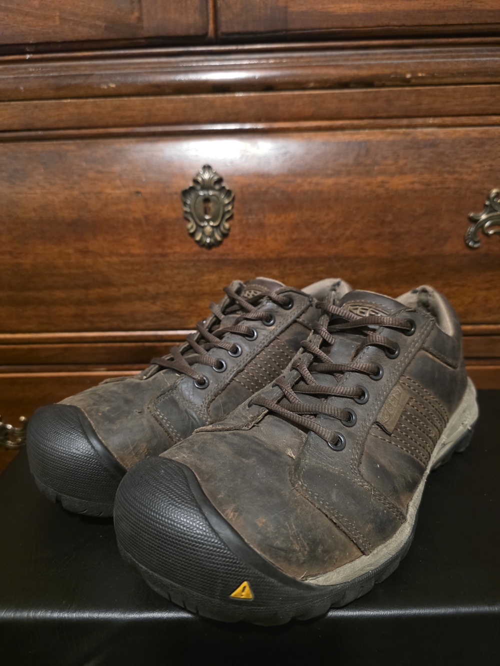 Keen Men's Dark Brown Lace-Up Athletic Shoes